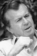 Howard Zieff