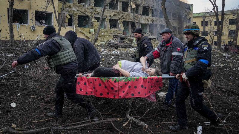 20 Days in Mariupol Backdrop Image